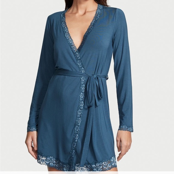 Victoria's Secret Intimates & Sleepwear Nwot Victorias Secret Black